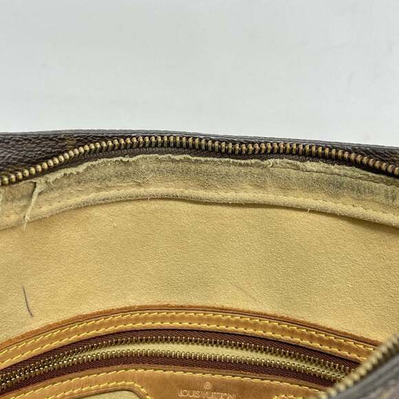 LOUIS VUITTON Brown Monogram Looping GM Shoulder Bag - Picture 8 of 16